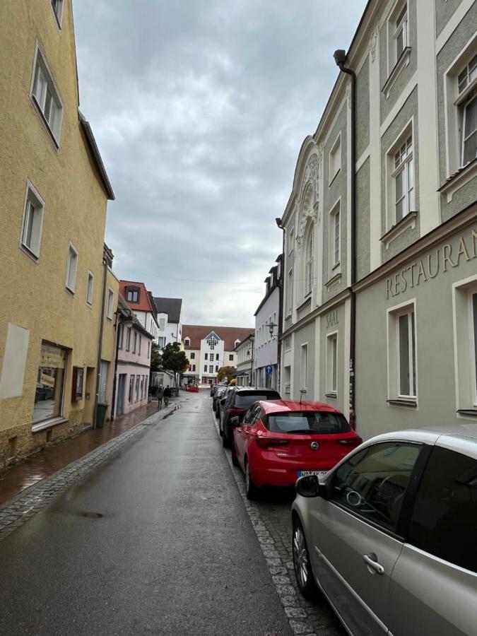 Zimmer zum vermieten Neuburg an Der Donau Exterior foto