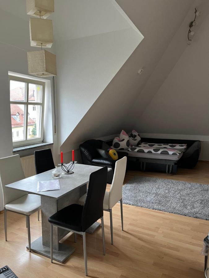 Zimmer zum vermieten Neuburg an Der Donau Exterior foto