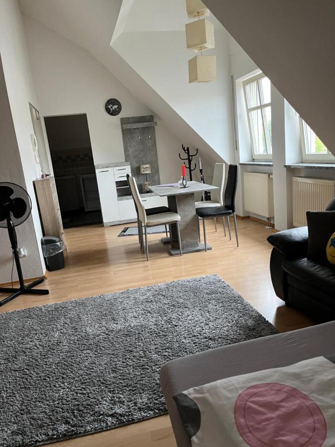 Zimmer zum vermieten Neuburg an Der Donau Exterior foto